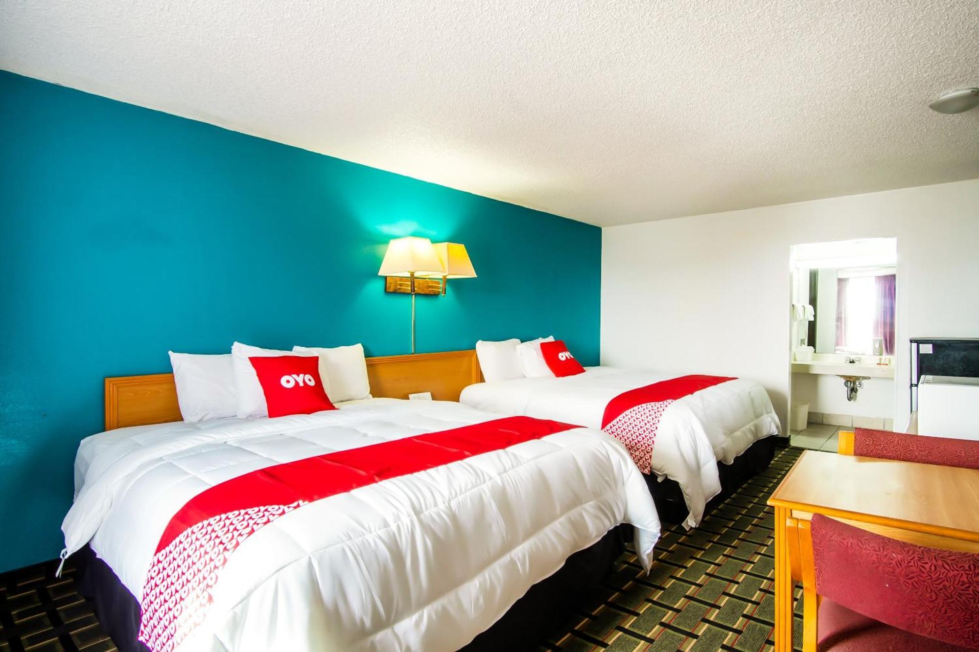 Oyo Hotel Hutchinson West 4Th Ave Eksteriør bilde