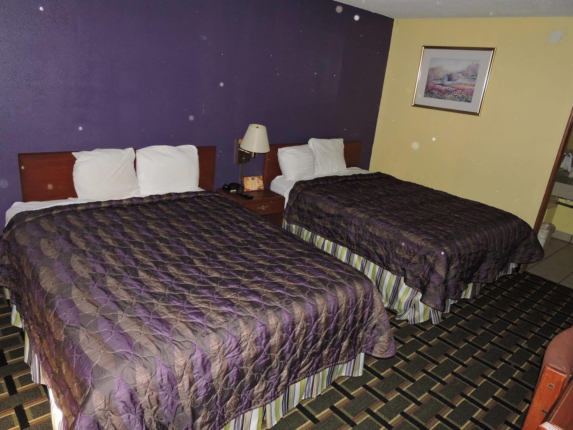 Oyo Hotel Hutchinson West 4Th Ave Eksteriør bilde
